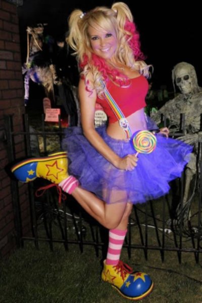 sexy-girls-halloween-costumes-14