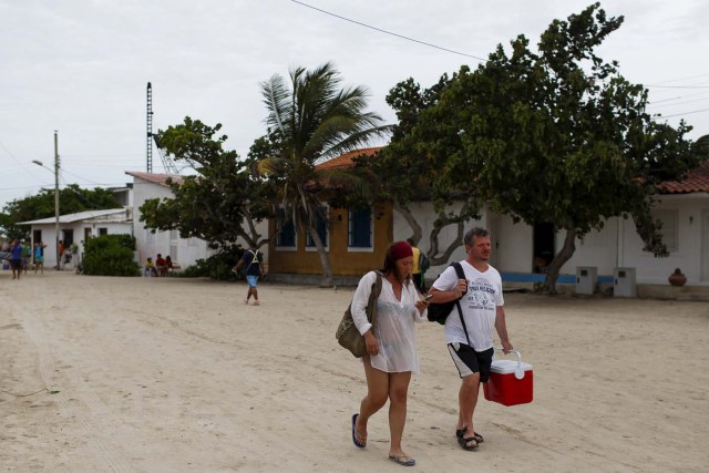 (foto Reuters / Carlos Garcia Rawlins)