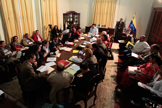 Nicolás Maduro dirige Consejo de Ministros