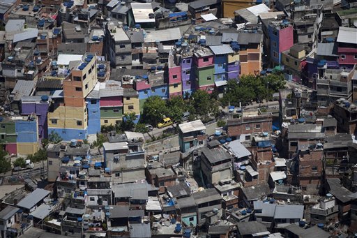 Violencia pone en riesgo el turismo en las favelas de Brasil