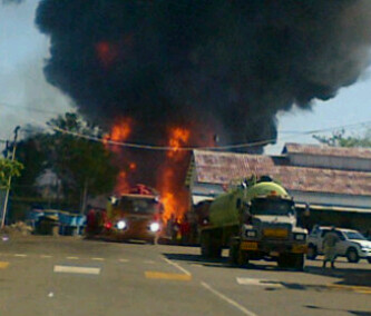 Fuerte incendio en Pdvsa- Lagunillas (FOTOS)