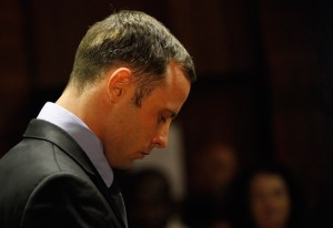 Pistorius será juzgado en marzo por el asesinato de su novia