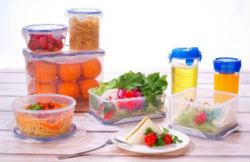 Los seis alimentos que no hay que guardar en envases plásticos