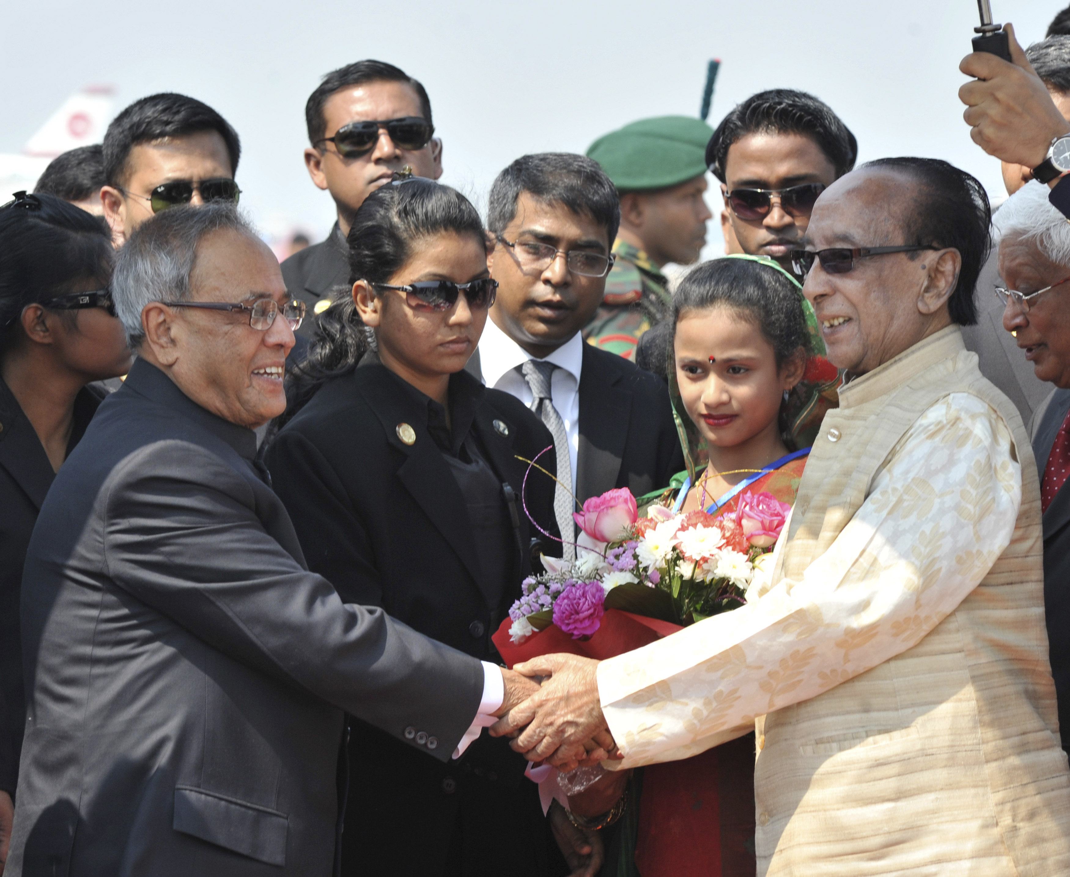 Fallece Presidente de Bangladesh en Singapur