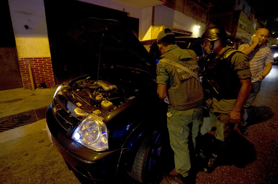 Cuestionan despliegue de la FAN en las calles: El ejército no está preparado para esto