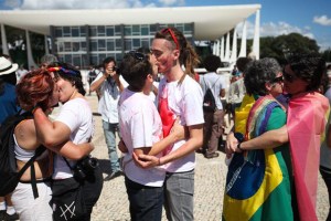 Presentan proyecto de ley en Perú para crear la unión civil de homosexuales