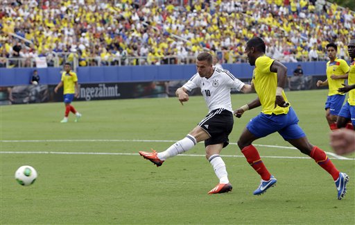 Alemania derrotó a Ecuador 4-2