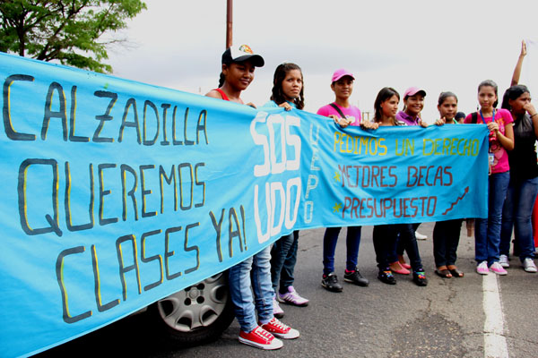 “Profesores no se arrodillan, seguimos con más ímpetu”