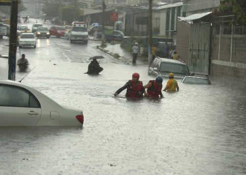 Lluvias en Colombia dejan hasta el momento más de 140 mil afectados
