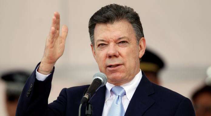Santos afirma que el tiempo apremia para un acuerdo de paz