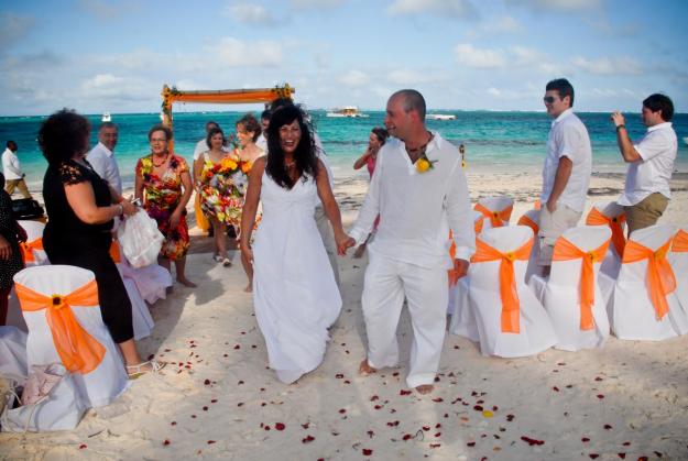 Celebran primera boda religiosa no católica en República Dominicana