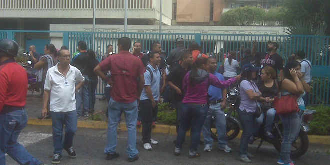 Trabajadores de Ipostel protestan en San Martín