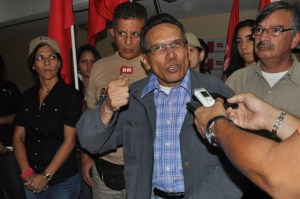 Gabriel Puerta Aponte: Maduro metió sus manos en suspensión de elecciones de Bandera Roja