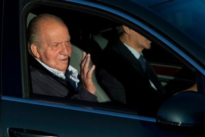 Juan Carlos reaparecerá con su hijo, el rey Felipe de España