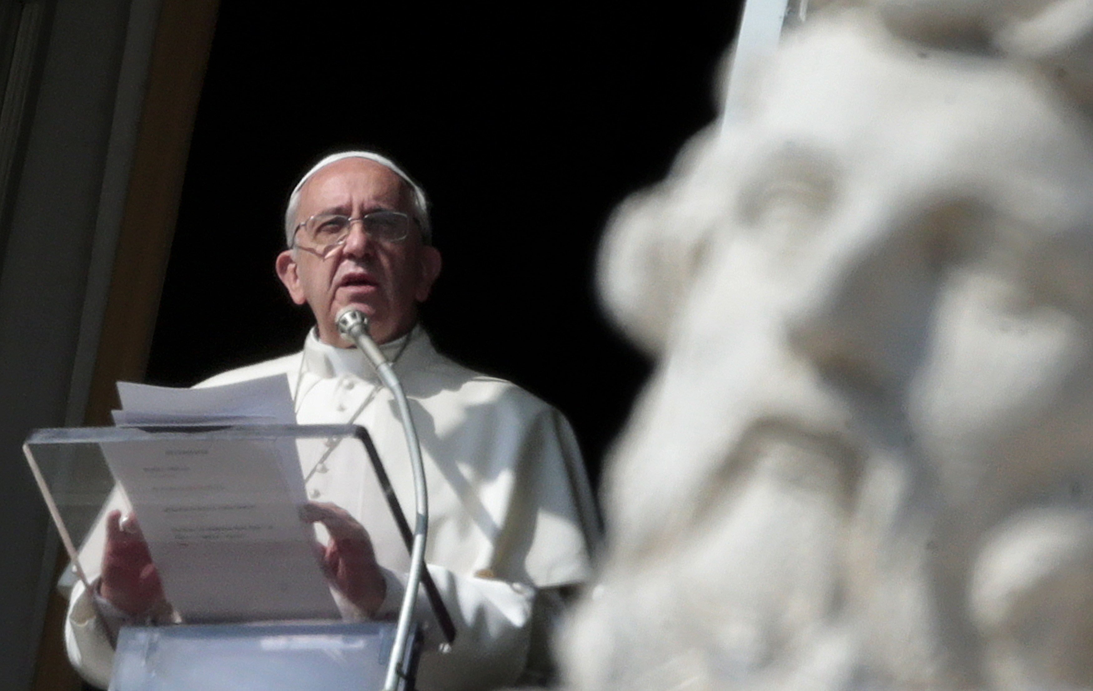 El Papa pide a una oración en silencio por los inmigrantes muertos