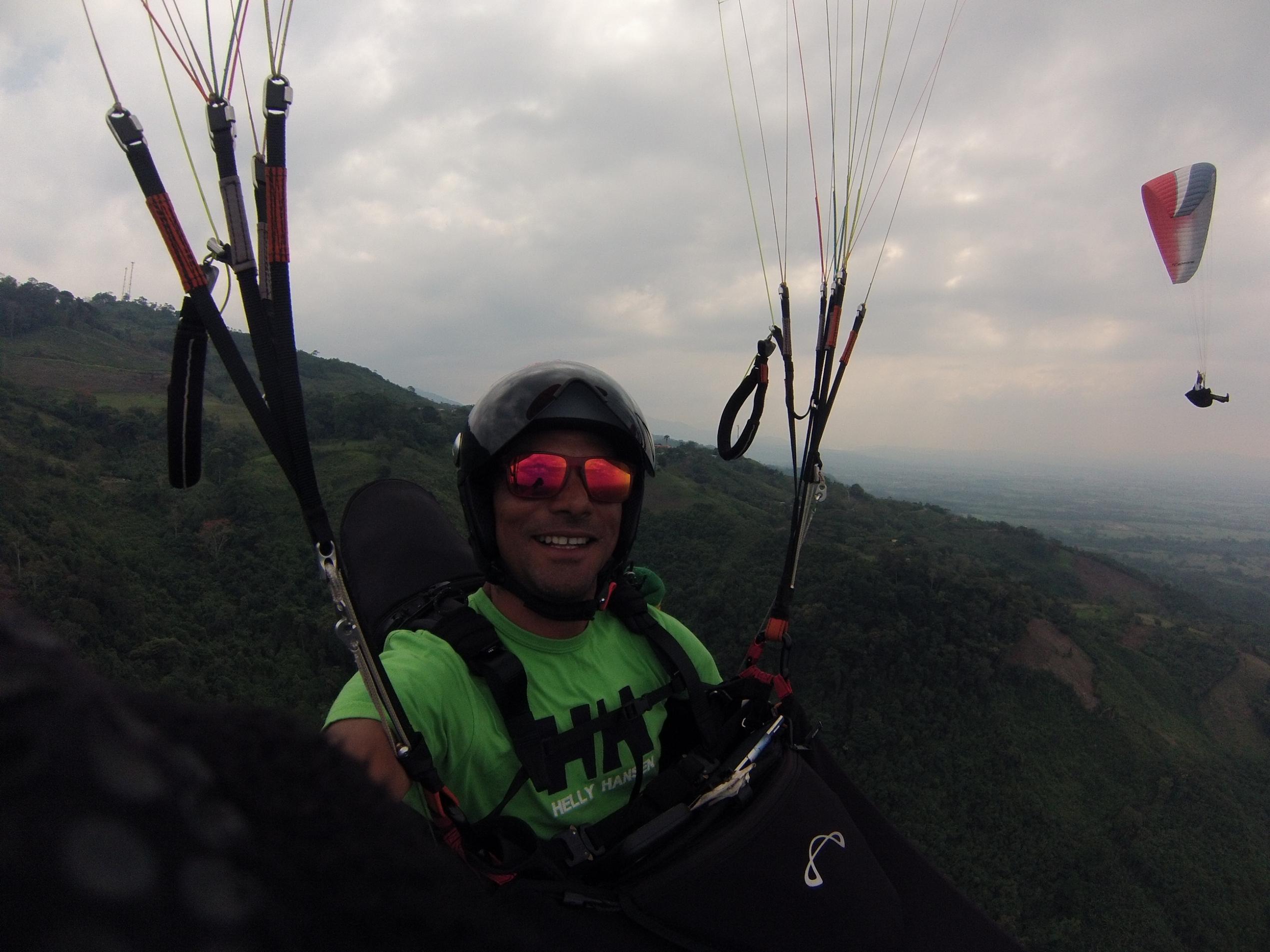 Igor Elorza con el puesto 11 en torneo Prepanamericano de Parapente