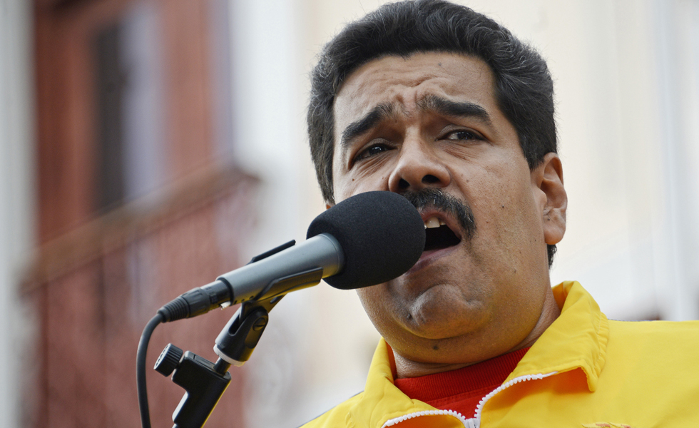 Maduro: Indigna que un grupito de politiqueros reciba a Cocchiola como un héroe