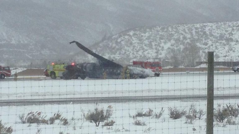 Avioneta se estrella al aterrizar en el aeropuerto de Aspen