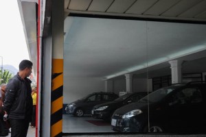 Alto precio de carros usados en Venezuela dificulta su adquisición