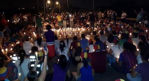 Estudiantes son atacados por grupos irregulares durante vigilia en Táchira