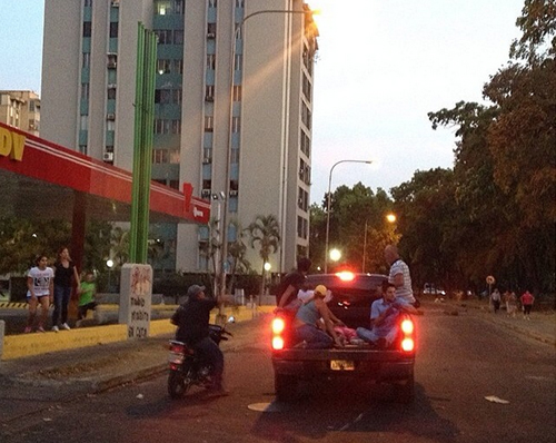 Mujer atropellada y arrastrada en Prebo tiene fractura en el cráneo (Video)