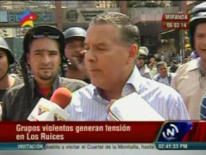 Vecinos de Los Ruices “dispararon y arrojaron molotov”, según Rangel Ávalos (Video)