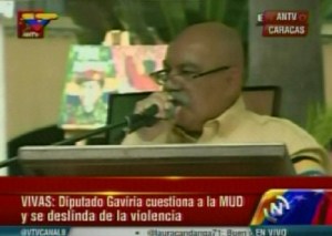 Diputado Vivas aplaude decisión de Gaviria de retirarse de UNT para continuar con el diálogo