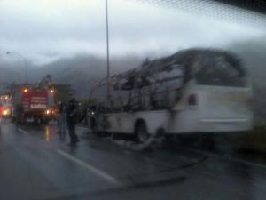 Se incendió autobús en la Gran Mariscal de Ayacucho