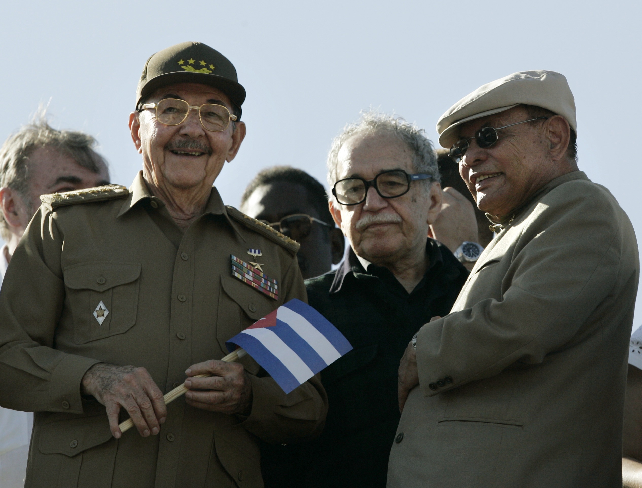 Raúl Castro: El mundo perdió a un escritor paradigmático y Cuba a un gran amigo