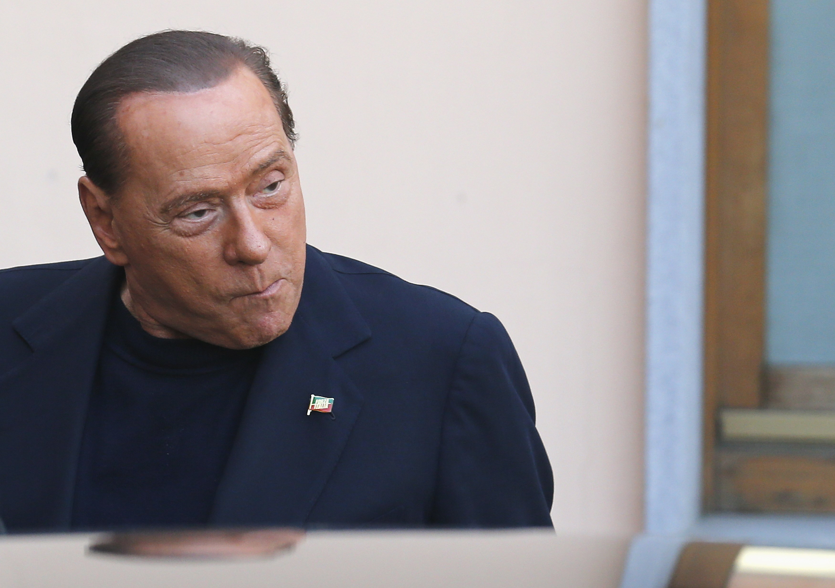 Tribunal decide mañana si confirma o no absolución de Berlusconi por caso Ruby