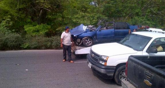 Tres fallecidos tras choque entre dos vehículos en la carretera Lara-Zulia