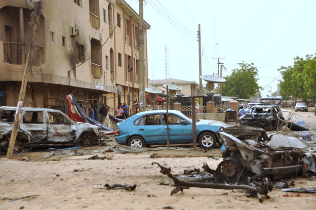 Atentado con coche bomba deja 20 muertos en Nigeria