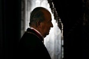 El rey Juan Carlos se retira dejando una vida de novela