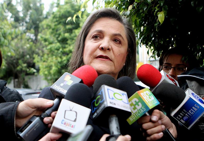 Excandidata colombiana de izquierdas, Clara López, llama a votar por Santos