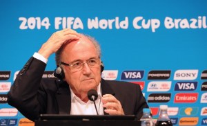 Blatter considera “muy severa” sanción contra Suárez en el Mundial