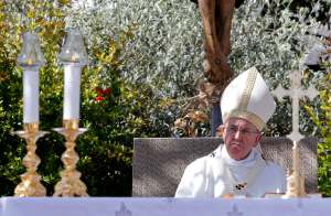 El papa Francisco recibió por primera vez a las víctimas de curas pedófilos
