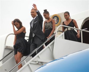 Los Obama se van de fiesta a la boda de su cocinero (Fotos)