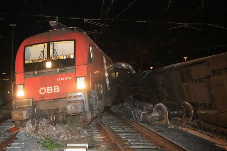 Más de 30 heridos en choque entre dos trenes en Alemania (Fotos)