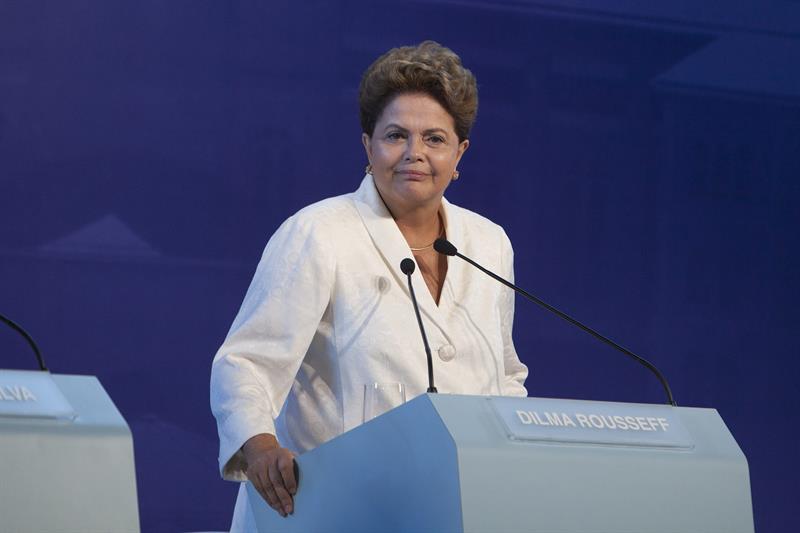 Rousseff acusa a la oposición de prejuicios contra votantes pobres