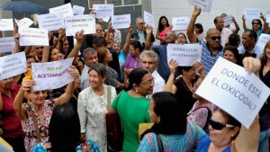 Educadores en Barquisimeto protestan por la escasez de medicamentos
