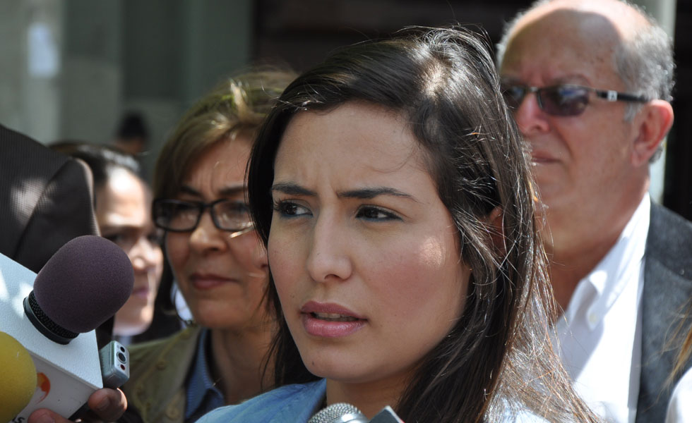El juicio a Ceballos no tiene ningún tipo de soporte ni pruebas, dice Patricia de Ceballos