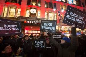 Manifestantes buscan sabotear el “Viernes Negro” en Nueva York sin exito (Fotos)