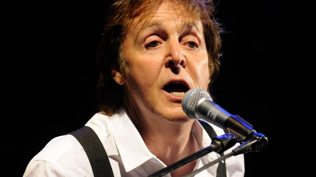 Paul McCartney dice que dejará la marihuana ahora que es abuelo