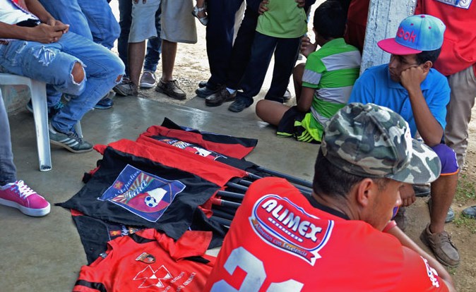 Primo del fanático asesinado en Acarigua: El policía le disparó porque quiso