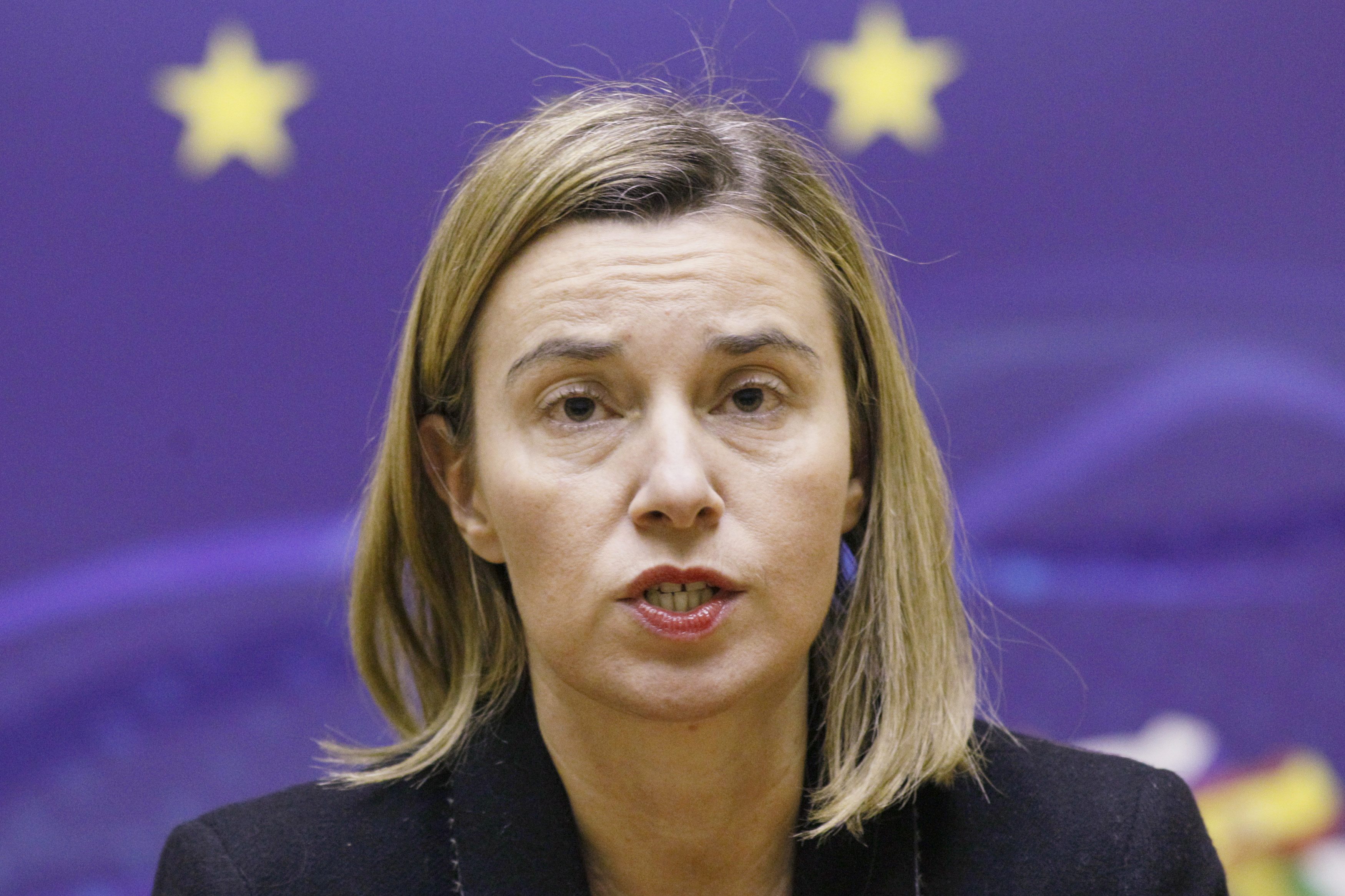 Mogherini habla con Zapatero sobre apoyo de la Unión Europea al diálogo en Venezuela