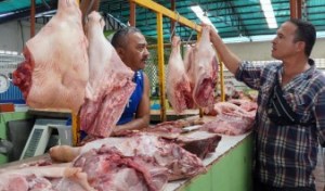 Entre 200 y 220 bolívares se cotiza el kilo de carne de cochino