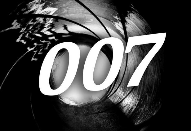 Apple y Amazon compiten por derechos cinematográficos de James Bond