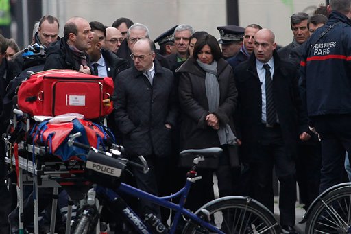 El mundo rechaza atentado a semanario Charlie Hebdo