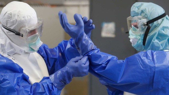 ebola-suit