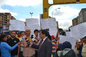 Diputado Julio Montoya exige la renuncia de Iris Varela por ser incapaz de resolver la crisis carcelaria